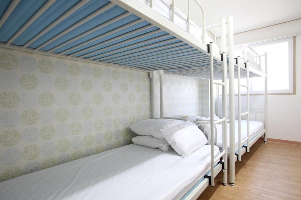K-Pop Guesthouse Seoul Station Room photo