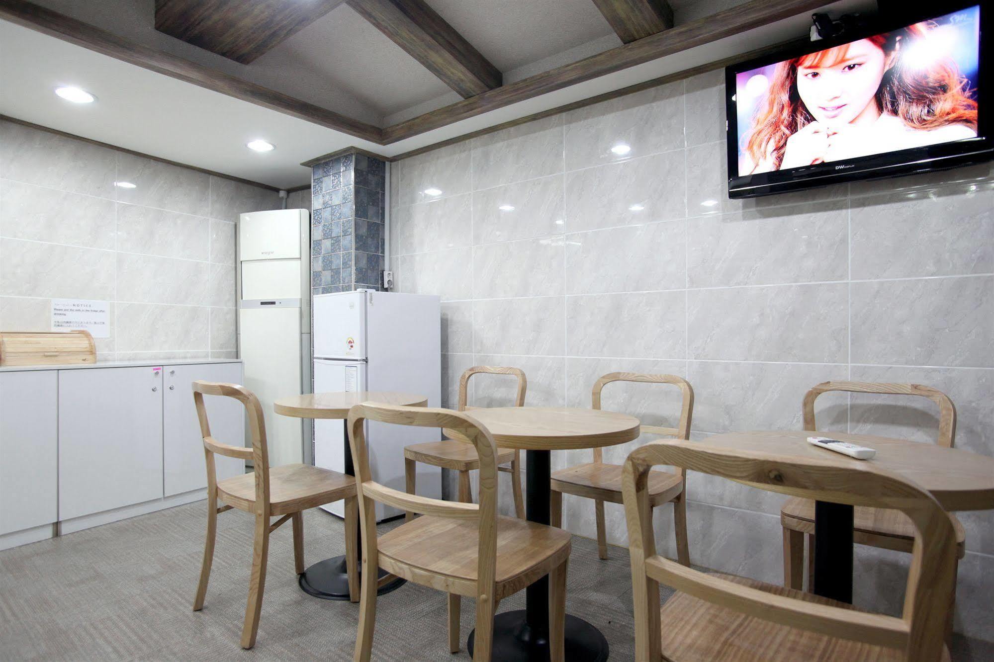 K-Pop Guesthouse Seoul Station Exterior photo